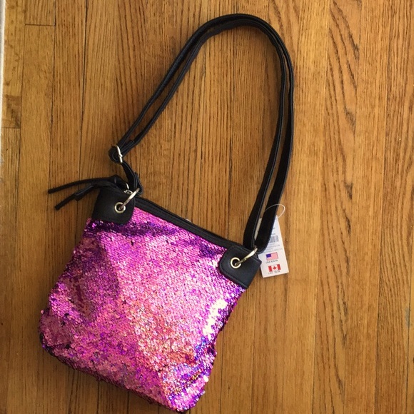 Reverse sequined crossbody by Claire’s - Picture 1 of 8